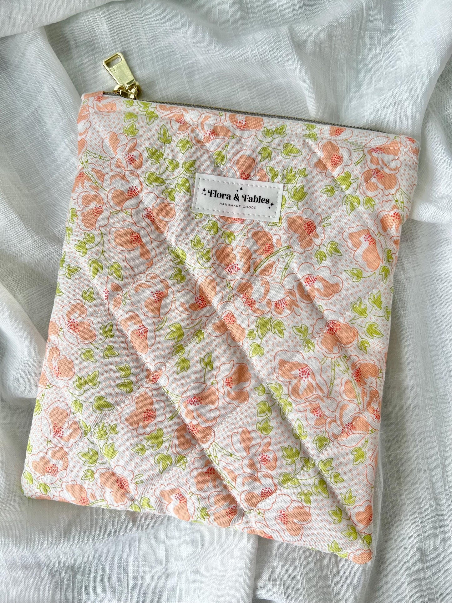 Handmade Zippered Kindle Sleeve Padded E-Reader Case Cover Book Lover Gift Fits kindle 6-Kindle Paperwhite Protective Tablet Pouch