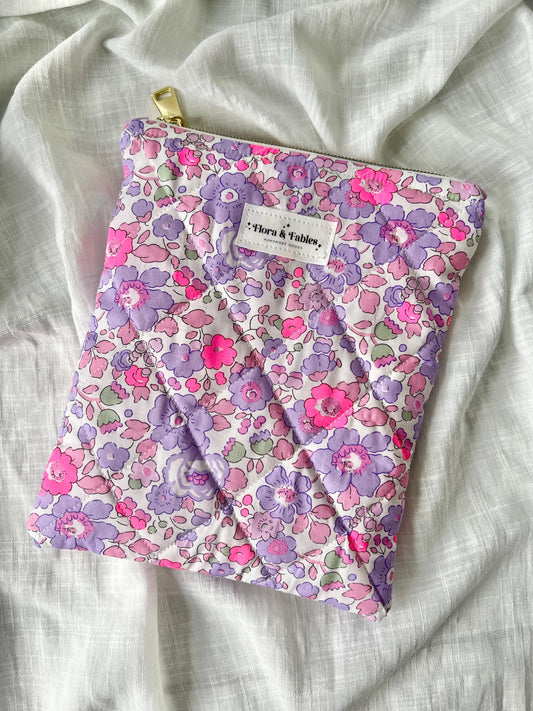 Handmade Zippered Kindle Sleeve  Padded E-Reader Case Cover  Book Lover Gift  Fits kindle 6-Kindle Paperwhite  Protective Tablet Pouch