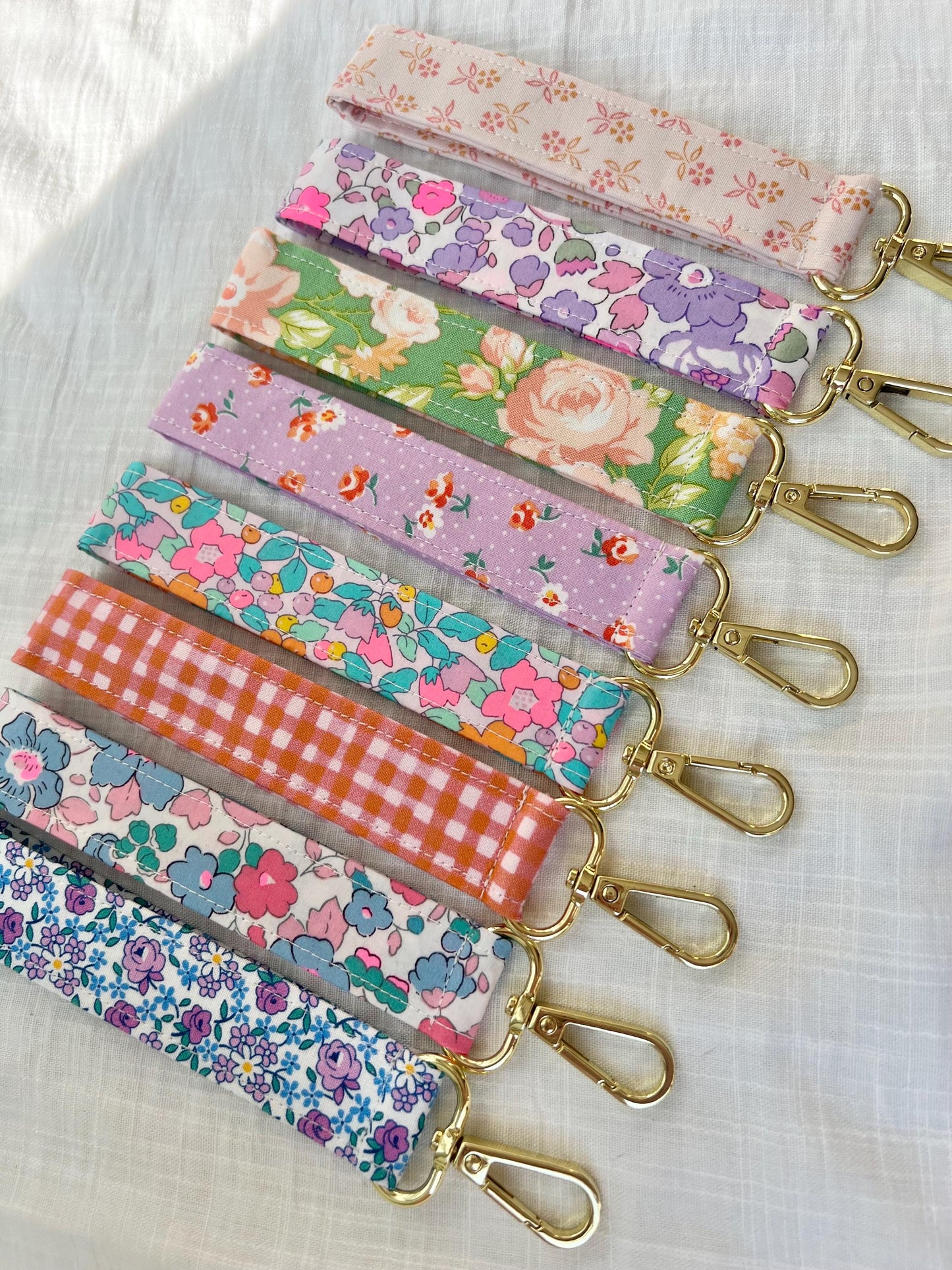 Wristlet Keychain with Swivel Hook  Handmade Fabric Key Fob  Keychain Bracelet for Women  Teacher Gift  Cute Bag Accessory